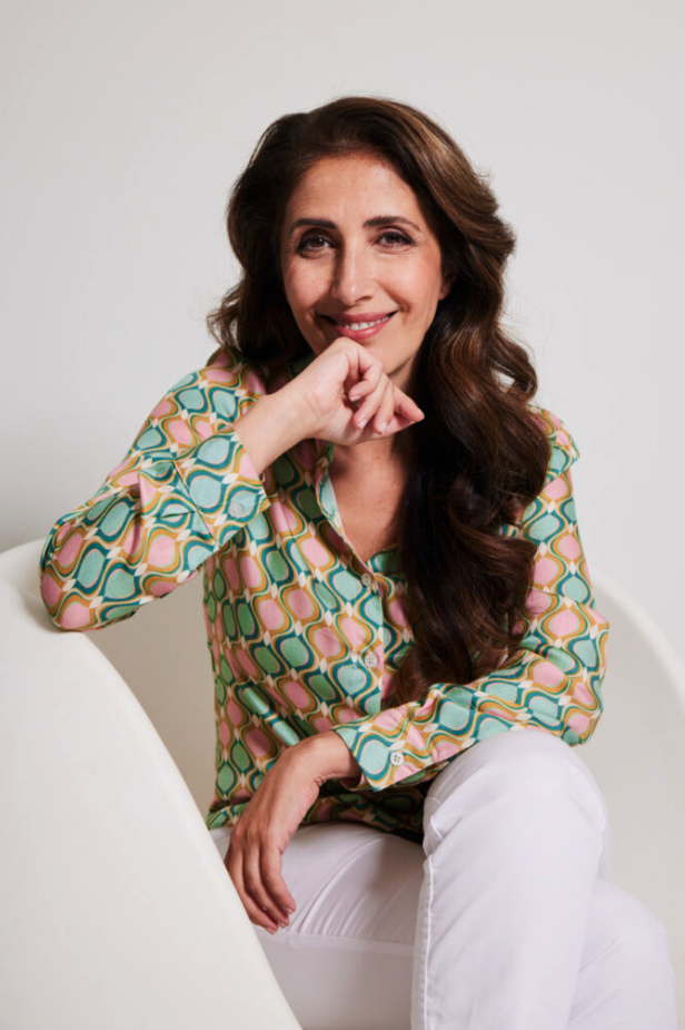 Portait of Hamide Farshi vertical